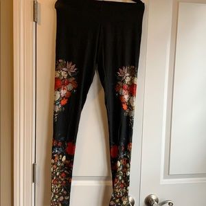 Flowery leggings